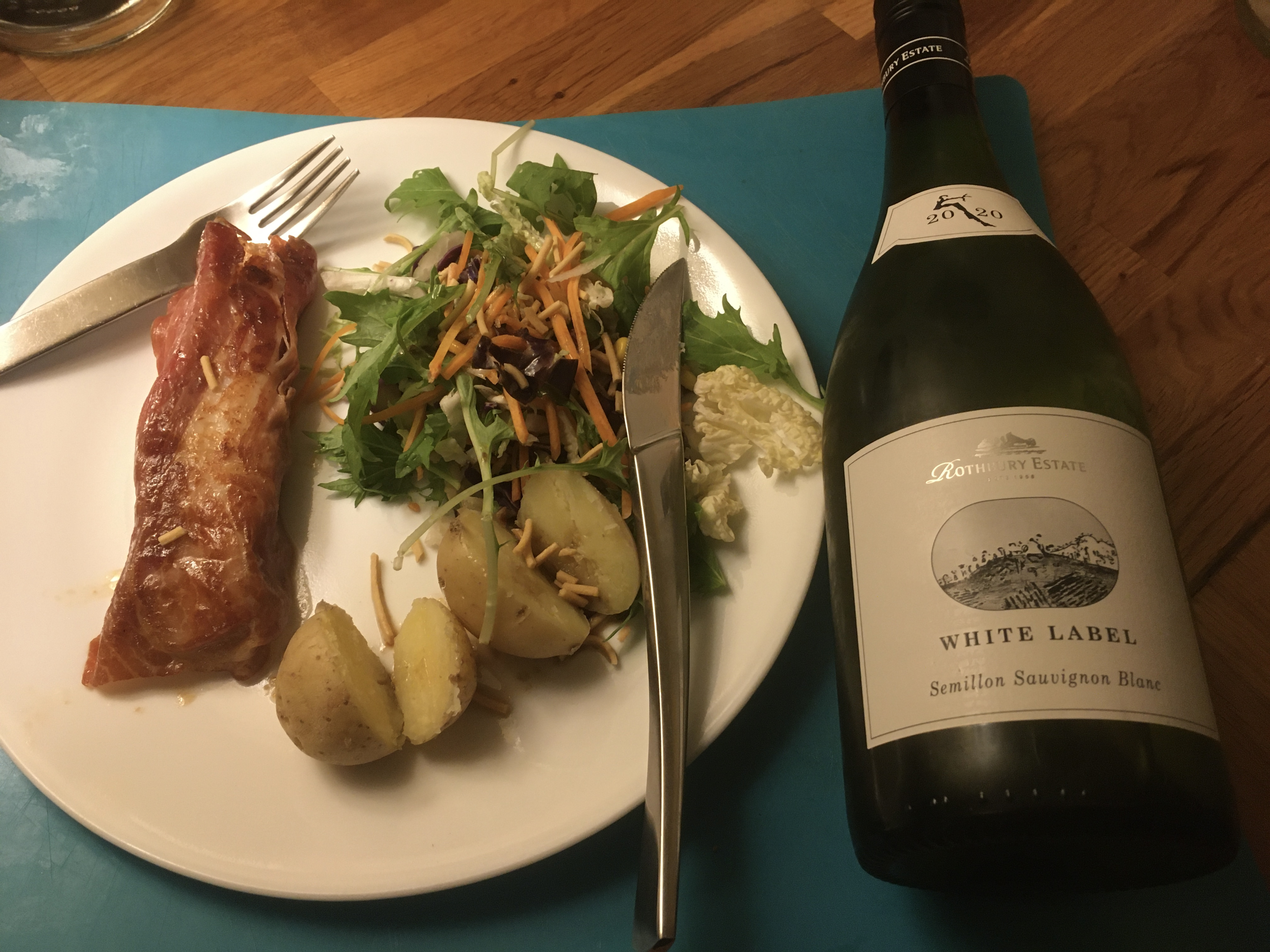 3AB81D8E-F120-4ED6-BCE7-EFFBD4C7625B_1_201_a